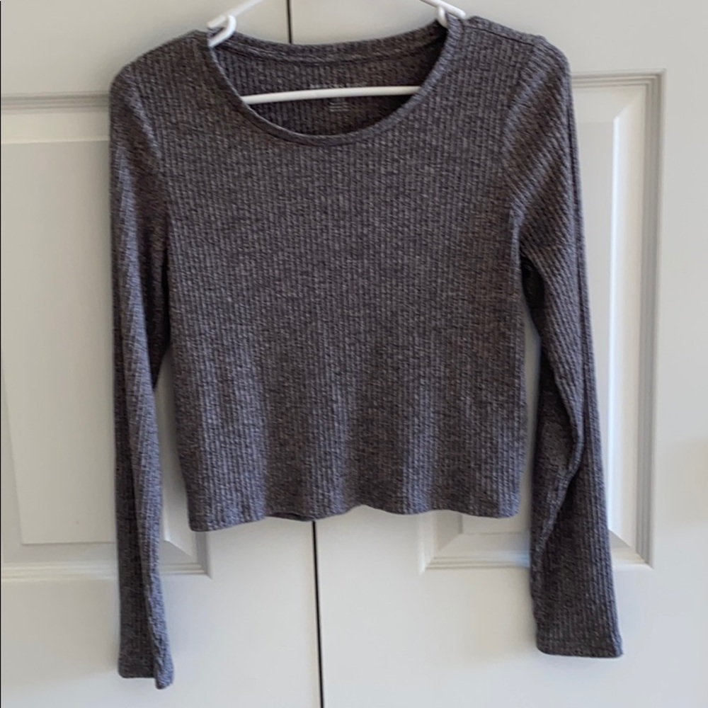 American eagle long sleeve! MAKE AN OFFER